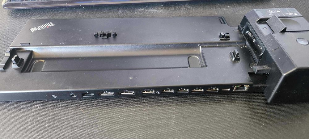 Lenovo ThinkPad Pro 40AH Docking Station