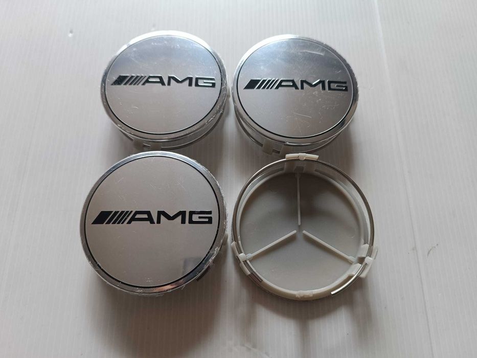 Centros/tampas de jante completos e emblemas Mercedes AMG