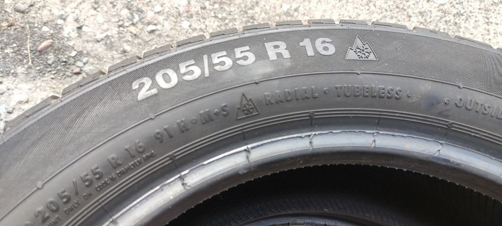 Opony zimowe z 2017r 205/55/16 Continental SSR 8N