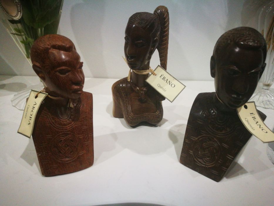 Estatuetas, impecáveis...64284077310337120