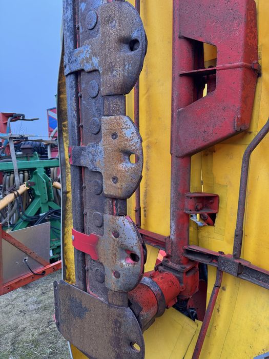 Części - Kosiarka KUHN - Motyl - GMD 883 - części do kosiarki 9 metrów