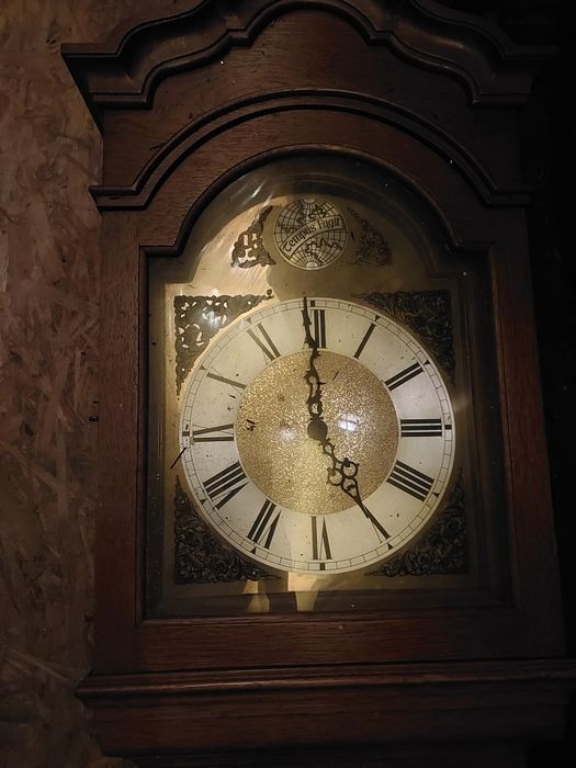 Zegar stojący z kukułką