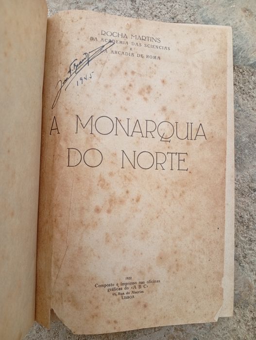 Livro "A Monarquia do Norte"