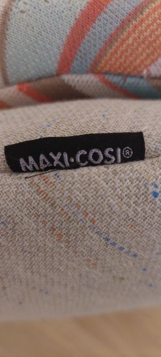 Fotelik dziecięcy MAXI-COSI pod ISOFIX.
