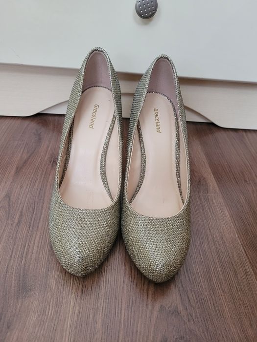 Туфлі святкові жіночі