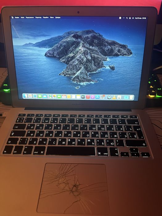 Apple MacBook Air 13 2017 [Intel i5 / 8Gb / 128 Gb]