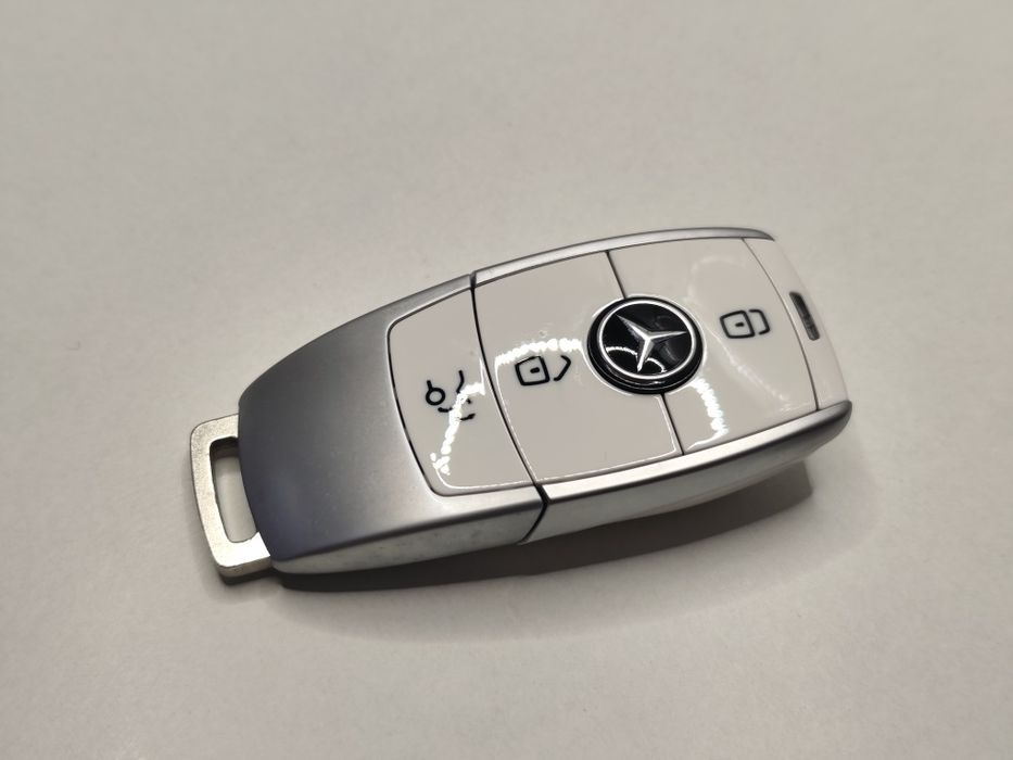 Carcaça Chave Mercedes W213 W205 W177 W222 W247 W257 W463 E C A S G GLC CLA 3 Botões Capa Branco Preto Novo