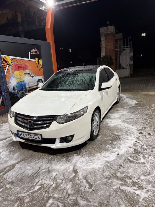 Honda accord 8 2,4
