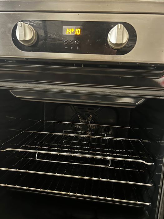 Fogão elétrico Novo!