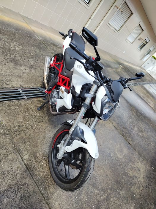 Mota Benelli BN 125