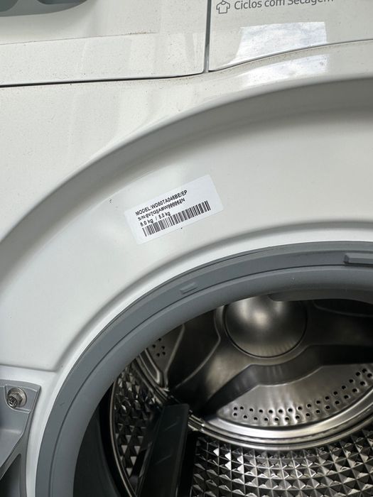 Máquina de lavar e secar