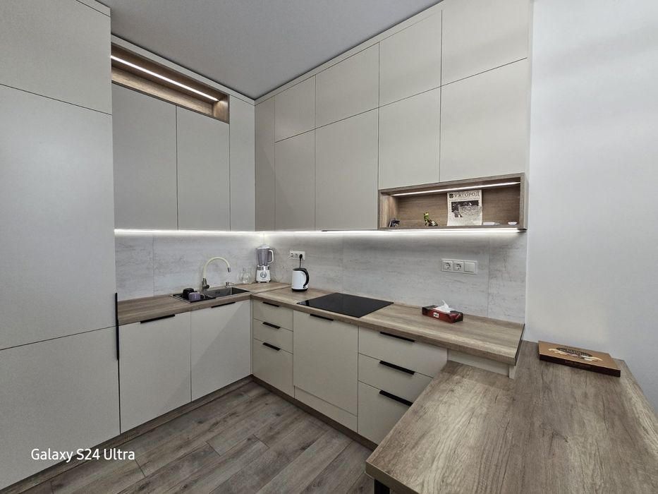 Квартира  кухня -студія Ужгород Від Власника Панорамний вид