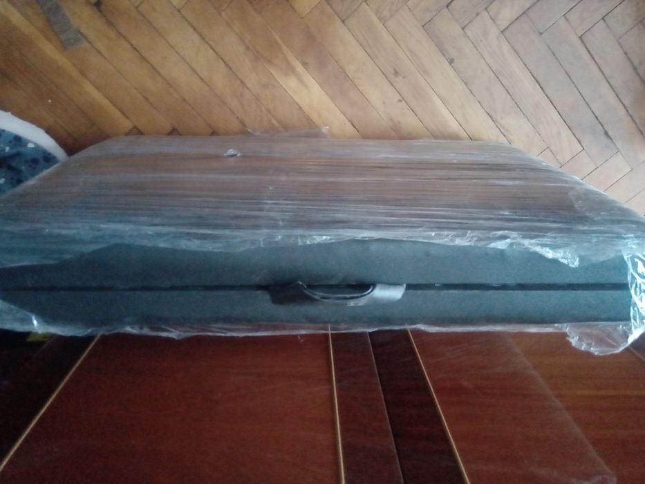 Масажний стіл новий