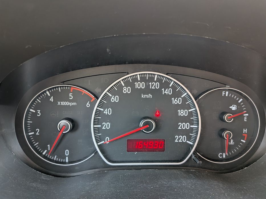 Suzuki SX4 — fotografia 8