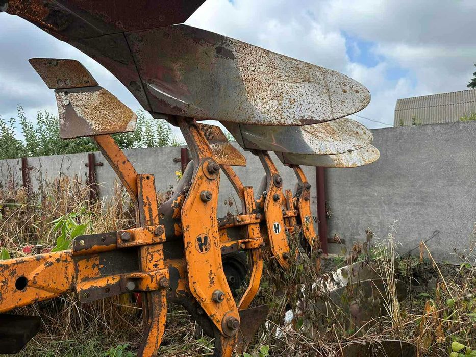 Плуг оборотний KUHN HUARD 4+1, п'ятикорпусний, обертовий, ПЕРЕДПЛУЖНИКИ, 2014