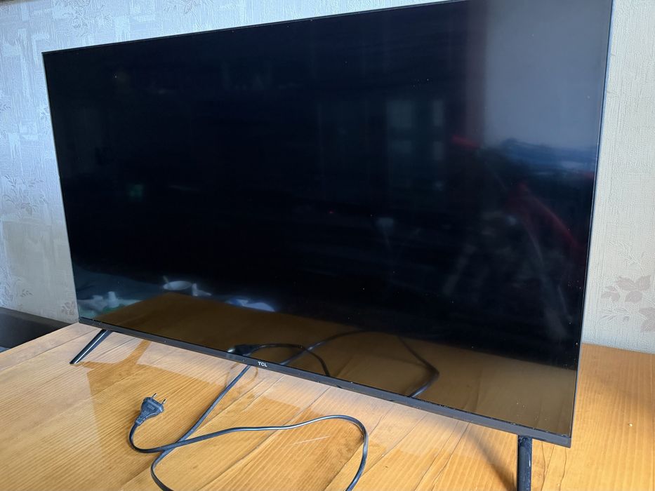 Телевізор TCL 40S5400A