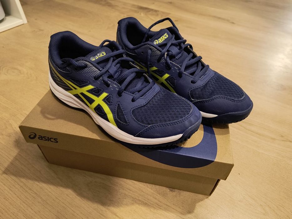 Buty Asics Upcourt 6 GS 39.5 stan bdb gwarancja siatkówka piłka ręczna