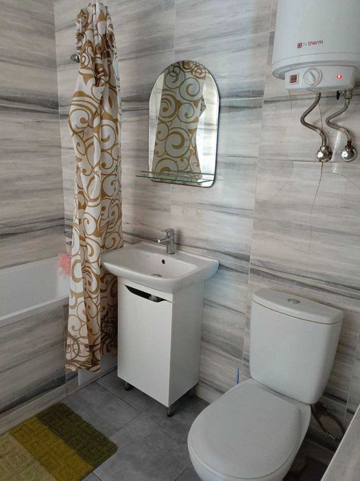 Продам дом в с Алтестово. Рядом лес и Хаджибеевский лиман. Торг