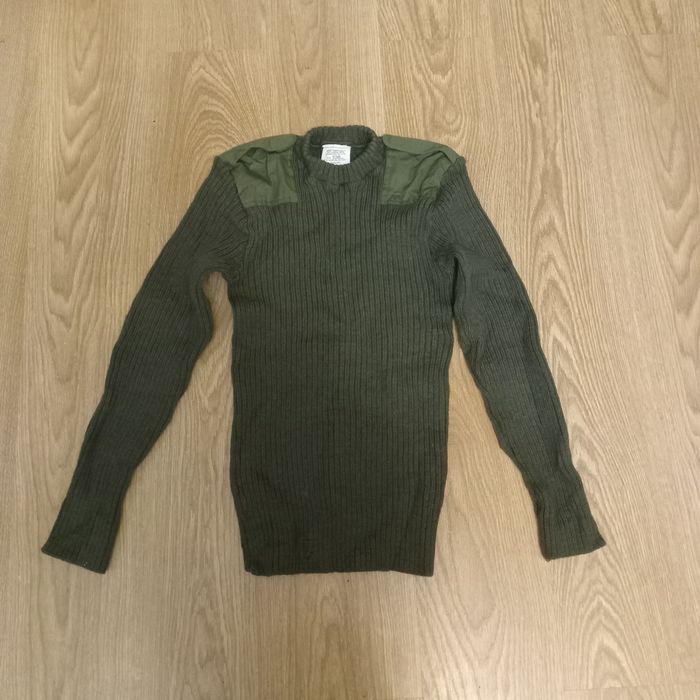 Військова форма        .