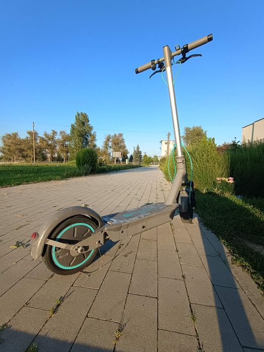 Hulajnoga elektryczna motus, opis
