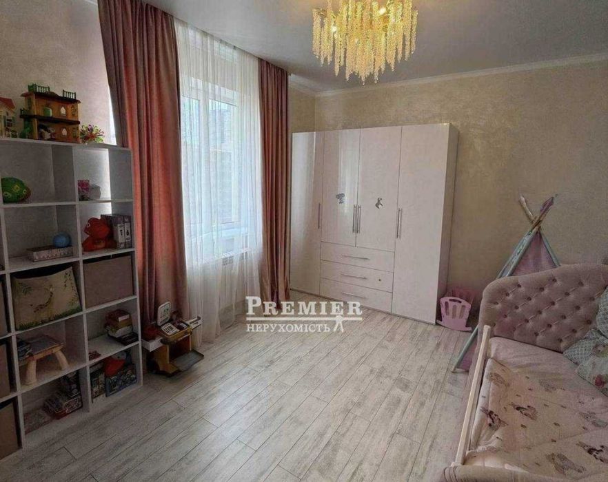 Продам дом в Фонтанке с ремонтом