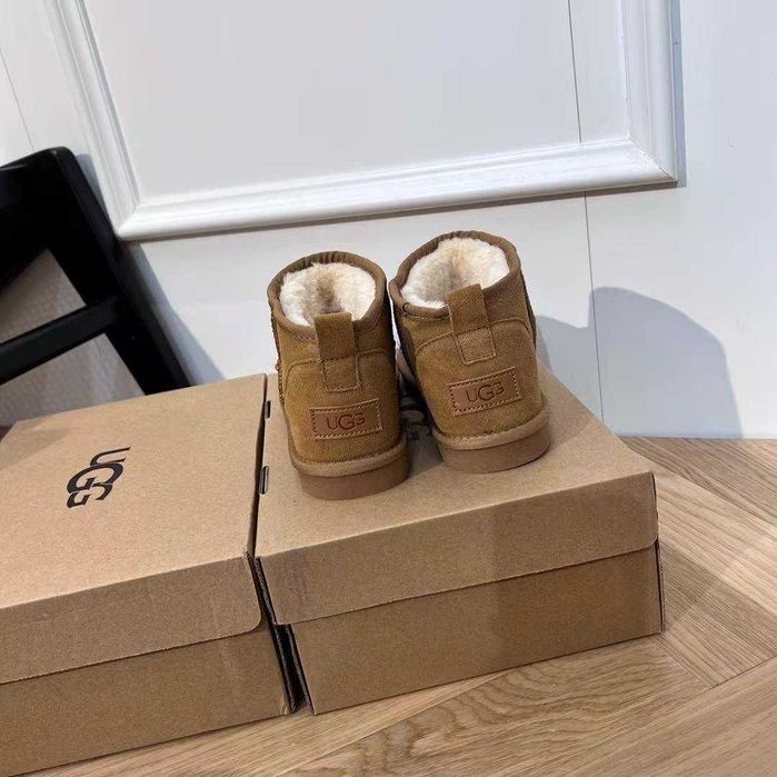 UGG Classic Mini Boots R.39