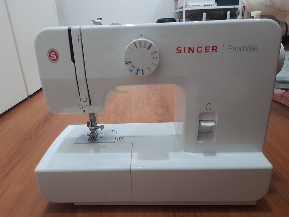 Máquina de costura Singer Promise