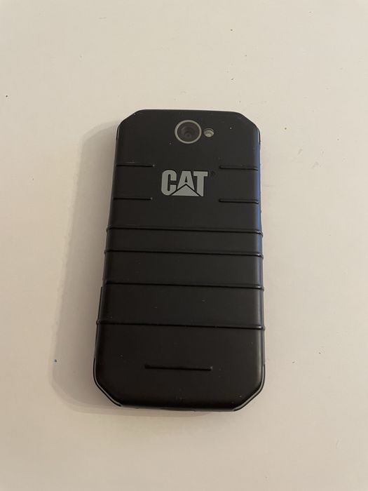 Sprzedam pancerny telefon cat