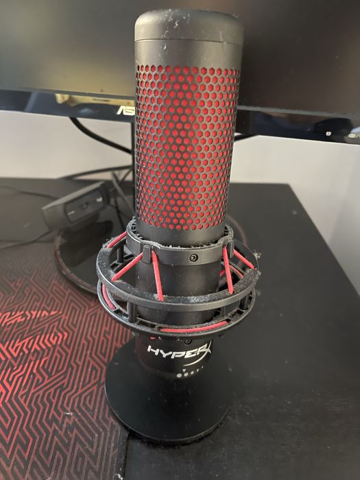 Microfone Gaming HYPERX Quadcast Standalone
