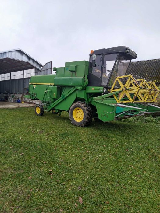 Комбайн John Deere 942