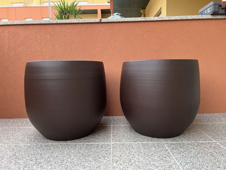 Vasos em barro