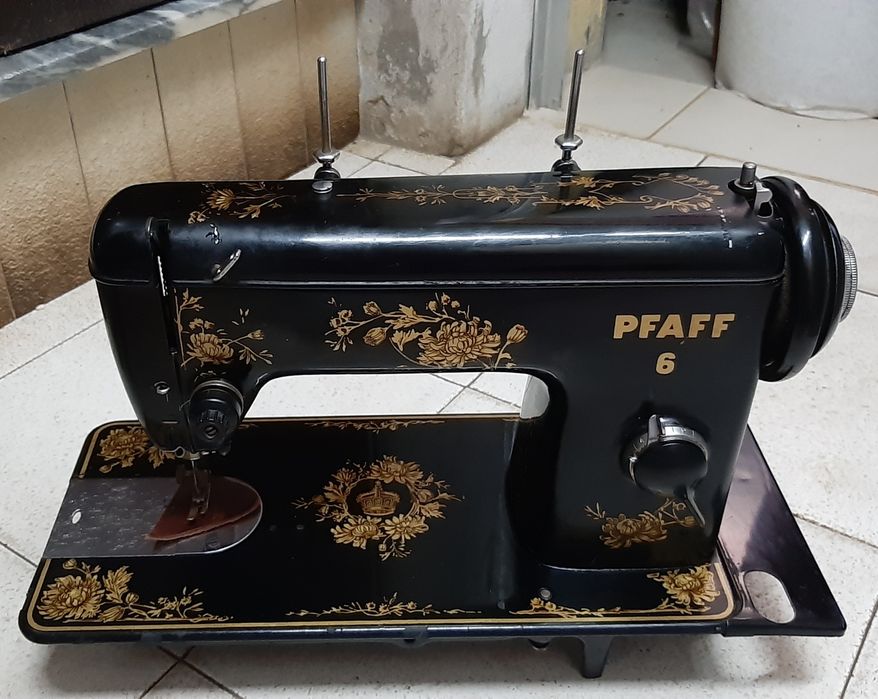 Máquina costura PFAFF