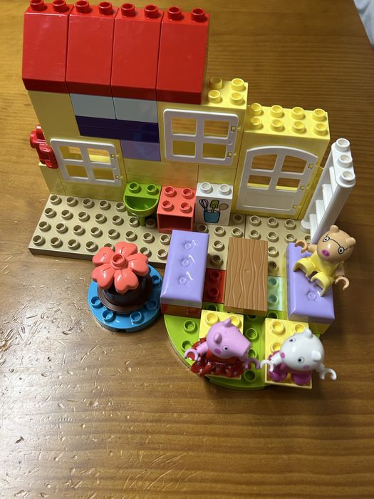 Vendo lego para crianca.