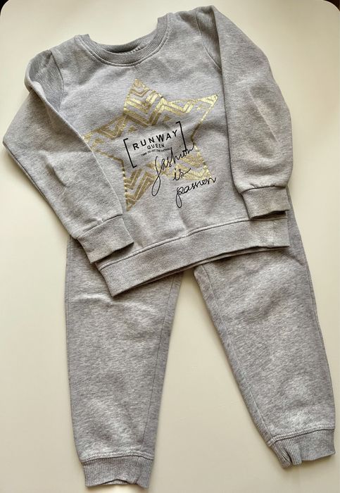 Костюм с флисом 2-4 года , спортивные штаны h&m ,  реглан, лосины