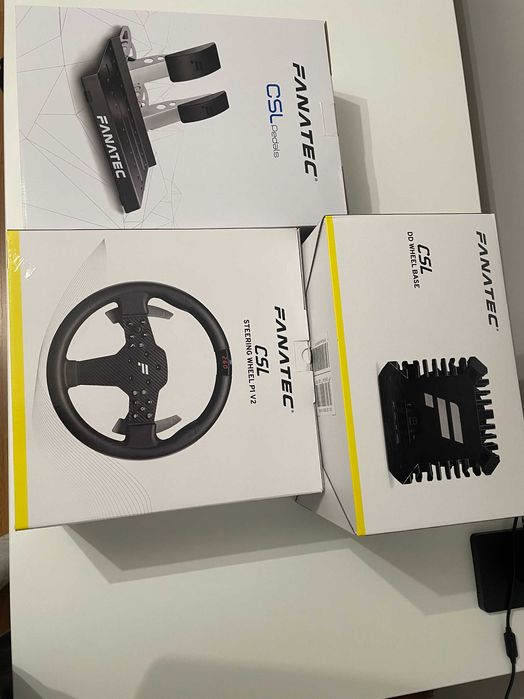 Kierownica Fanatec CSL DD 5Nm (możliwość 8Nm) + pedały+ uchwyt MOZA