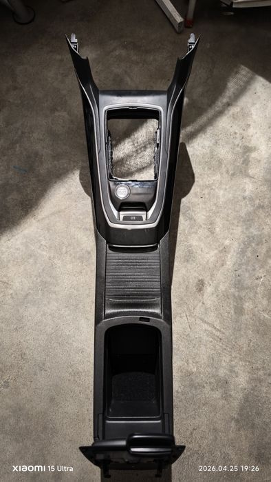 Consola central Peugeot 308 SW