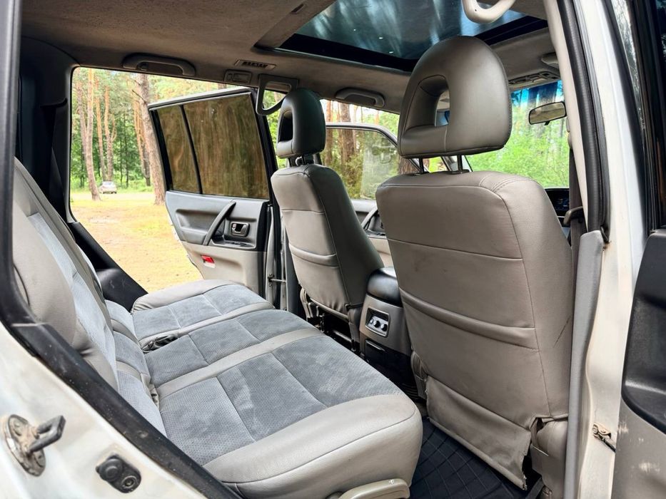 Mitsubishi Pajero 2002 VIN JMYLRV73W2J708709 фото оголошення 16 з 24