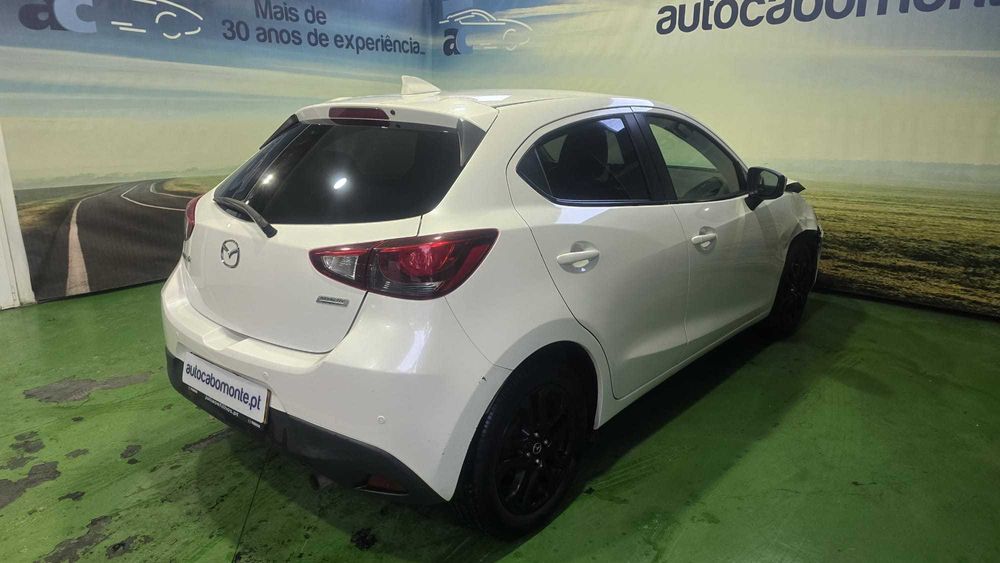 Mazda 2 1.5 SkyActive - Salvado