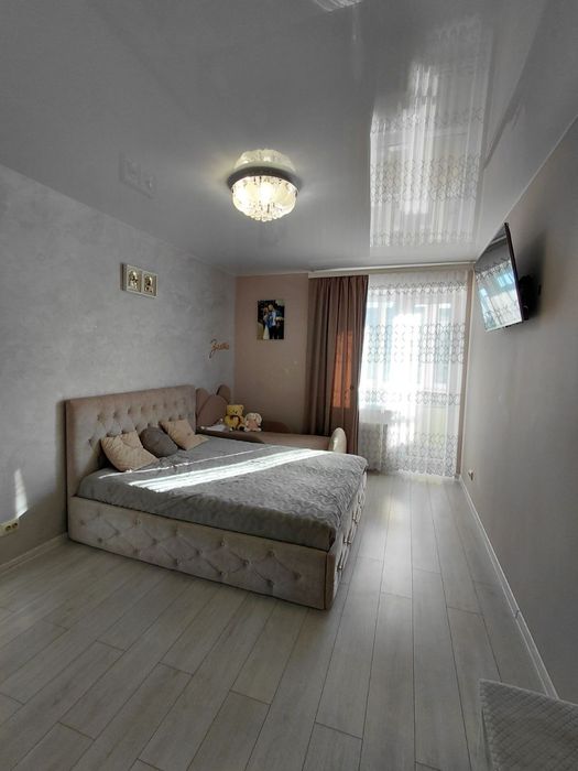 Компактна 1-кім. квартира з автономним опаленням, ремонтом і меблями!