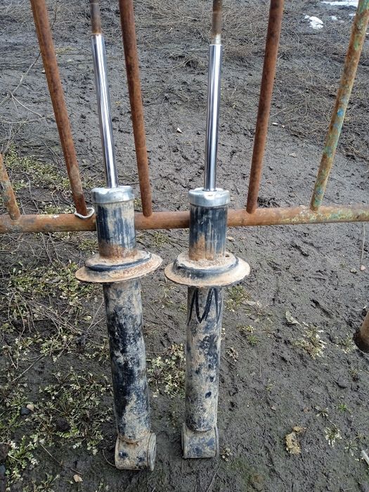 Стойки задні ВАЗ 2109