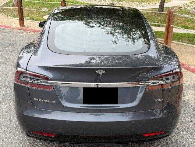 Tesla Model S 75D 2017