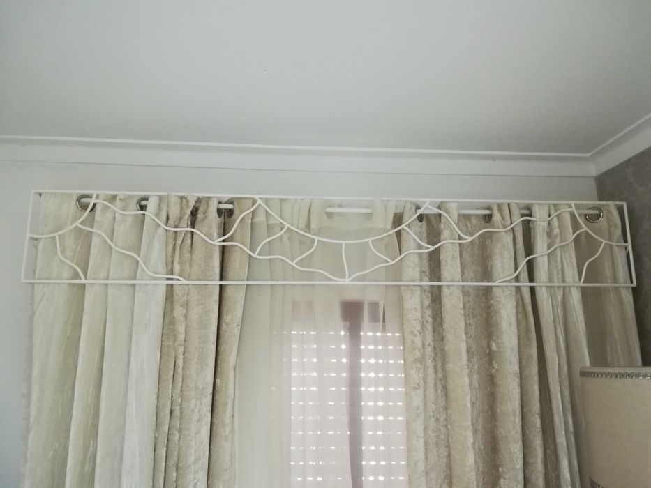 Varão para cortinados