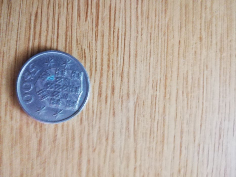 Moeda 5 escudos 1980