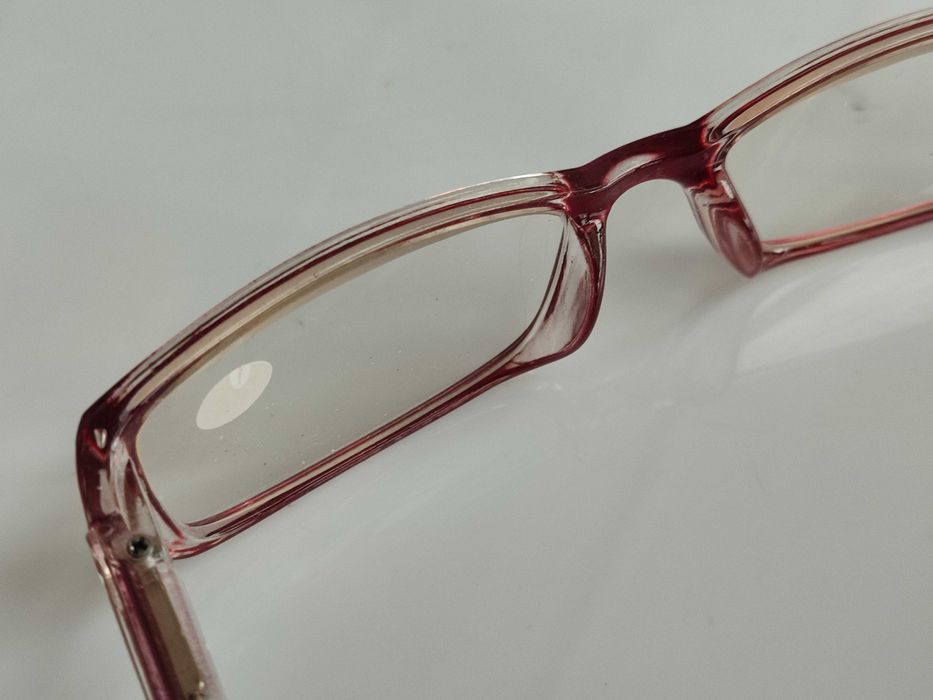 Очки (окуляри) +3.0