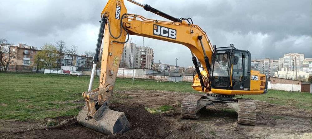 Будівництво футбольних полів / під ключ / школа ЖК стадіон / Київ область