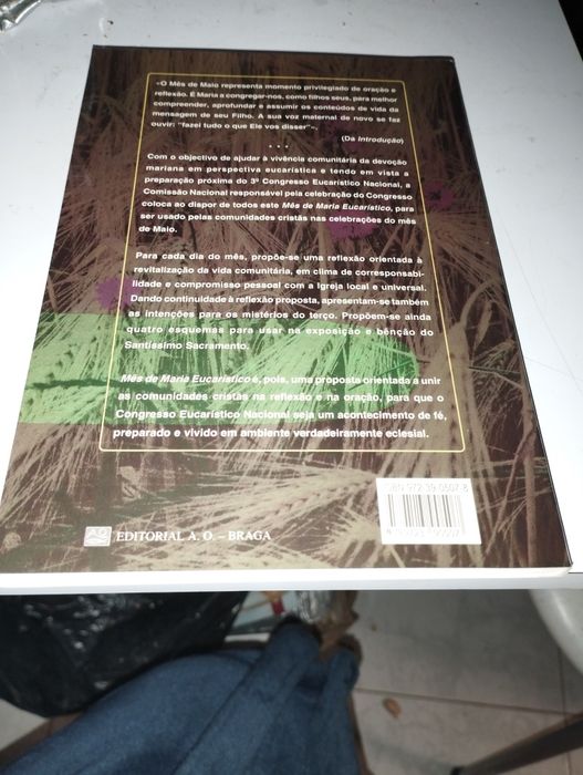Livro "Mês de Maria Eucarístico"