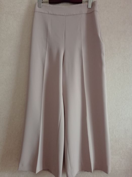 Брюки, штаны бренда Zara, m
