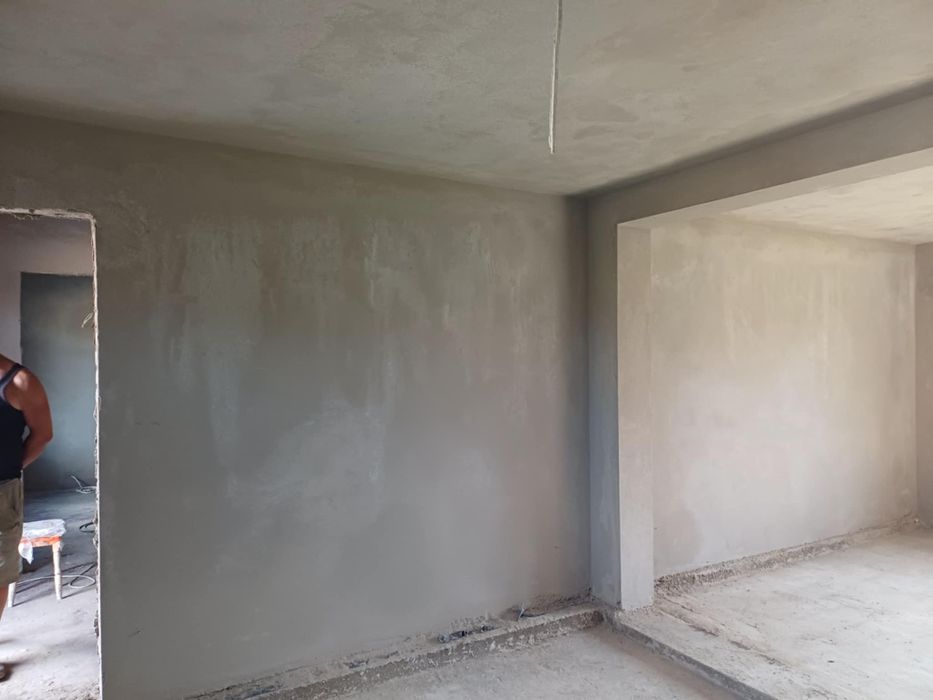 Przyjmę zlecenia na tynki