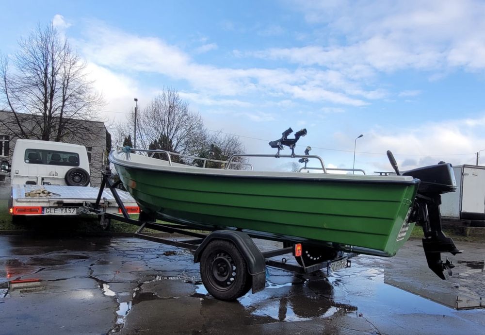 Lódka wedkarsko rekreacyjna 4.70