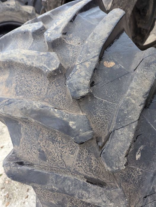 480/65R24 Pirelli TM800 opona rolnicza